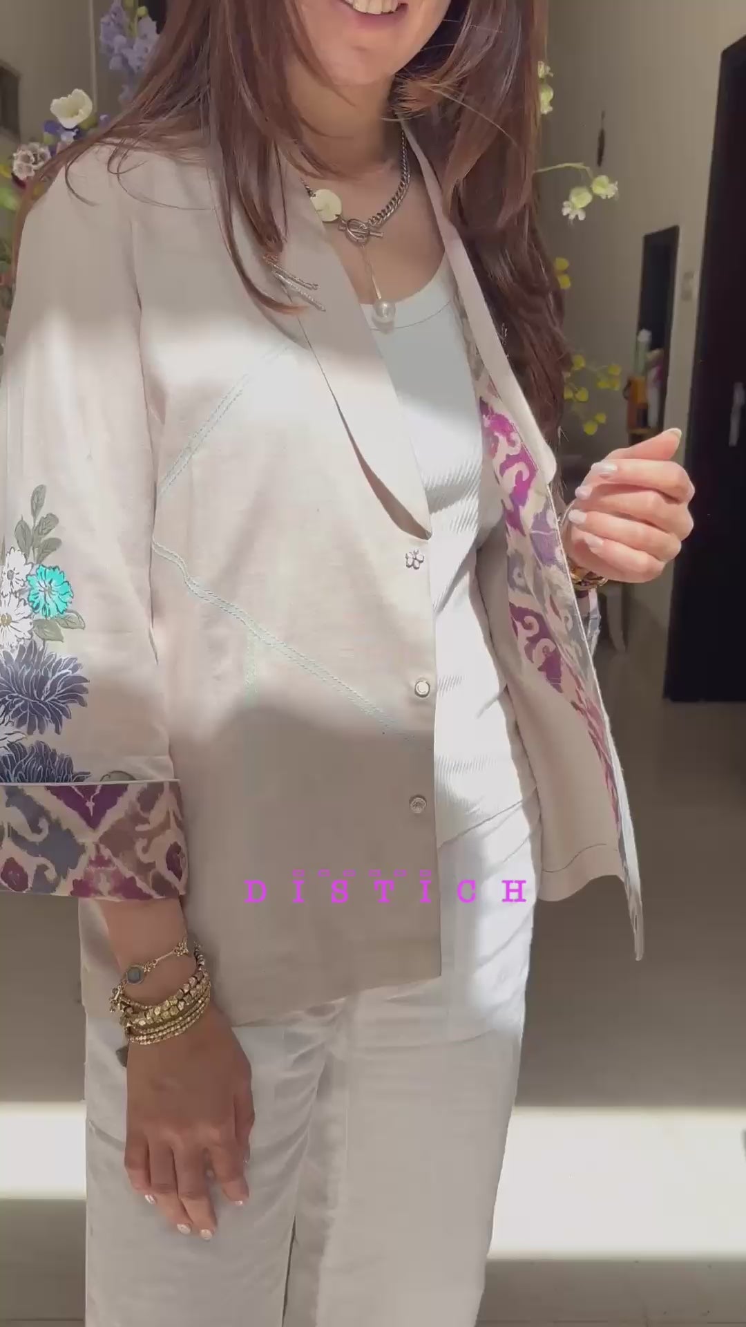 Nevara Linen Jacket